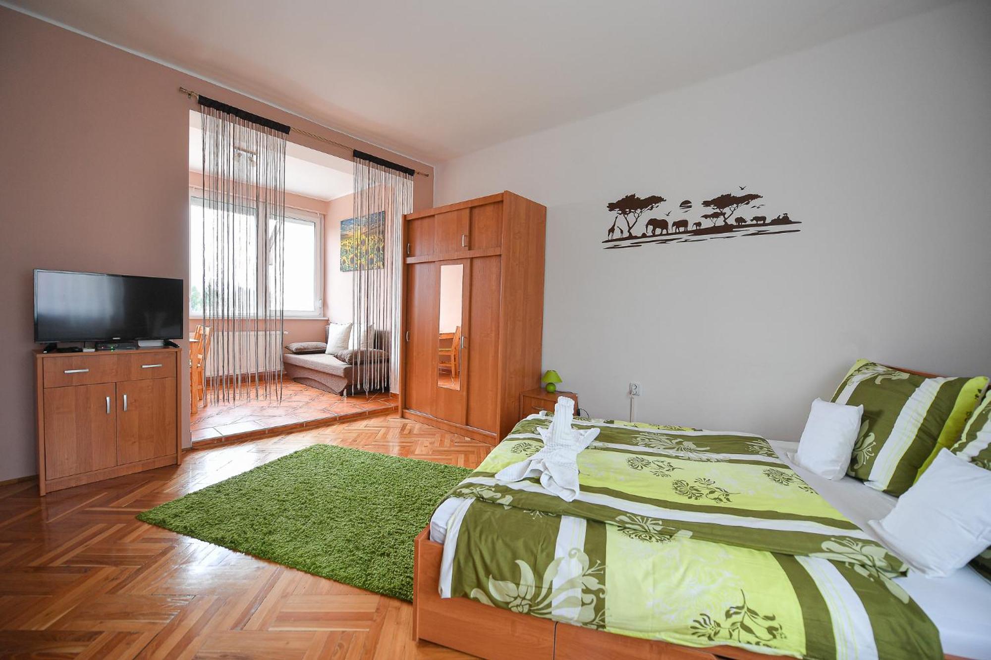 Kokusz Apartmanok Егер Стая снимка